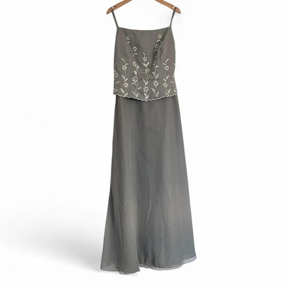 Vintage Fairy Core Sage Green Prom Dress With Floral Embroidery